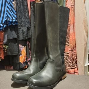 Black Sorel Boots